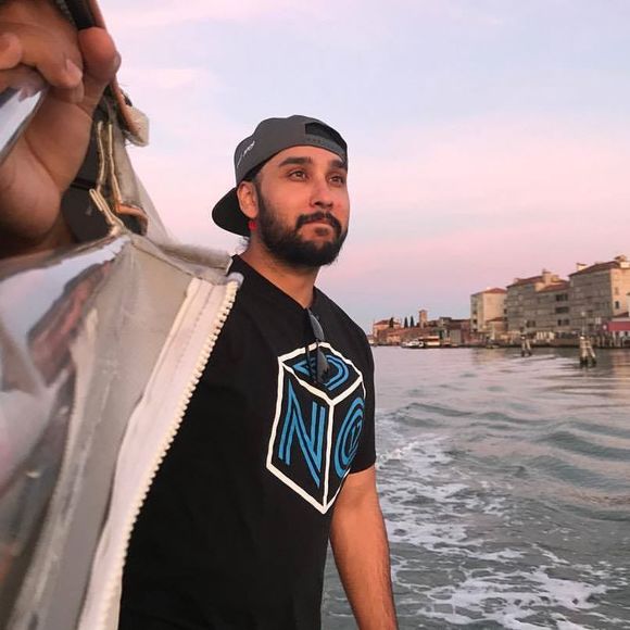 Profile Picture of Sukhraj Bual (@sukhrajbual) on Poshmark