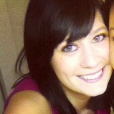 Profile Picture of Louise Larkin (@loulabelle89) on Twitter