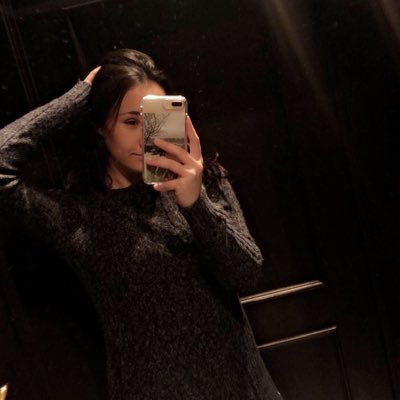 Profile Picture of Abigail Wolfe (@AbigailWolfe17) on Twitter
