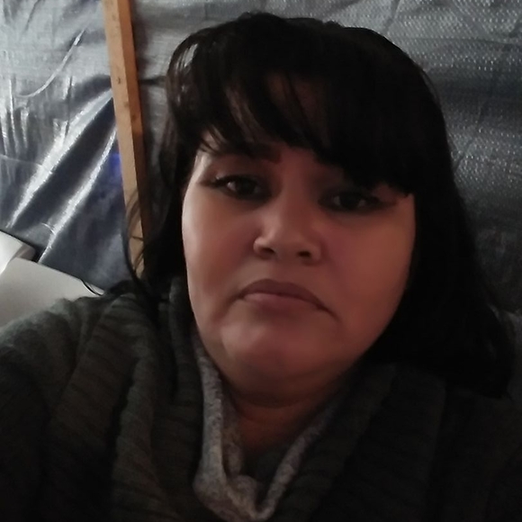 Profile Picture of Nancy Corona (@nancyluisa) on Poshmark