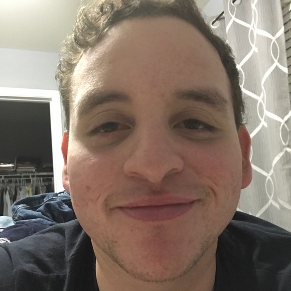 Profile Picture of Juan carlos Hugues (@jhugues) on Poshmark