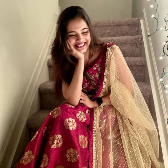 Profile Picture of Manasa Reddy (@manasareddy1) on Poshmark