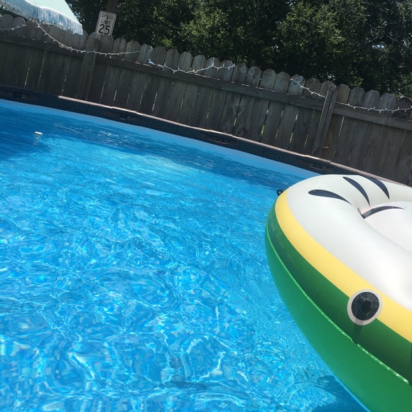 Profile Picture of Makeira Lancelin (@trippyy003) on Poshmark