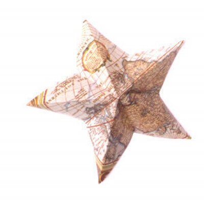 Profile Picture of Angela Chow (@AngeChow) on Twitter