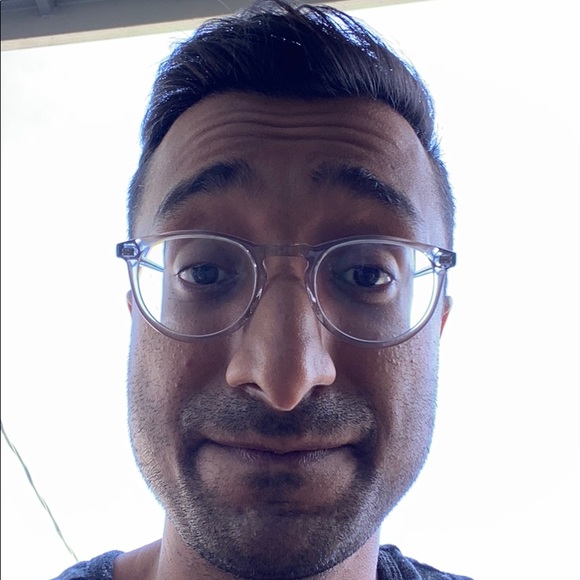 Profile Picture of Amish Desai (@amishdesai) on Poshmark