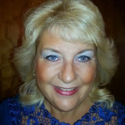 Profile Picture of Lisa Custer (@custer637) on Twitter