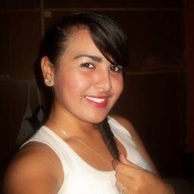 Profile Picture of Elaine  Reyes (@elainereyes14) on Twitter