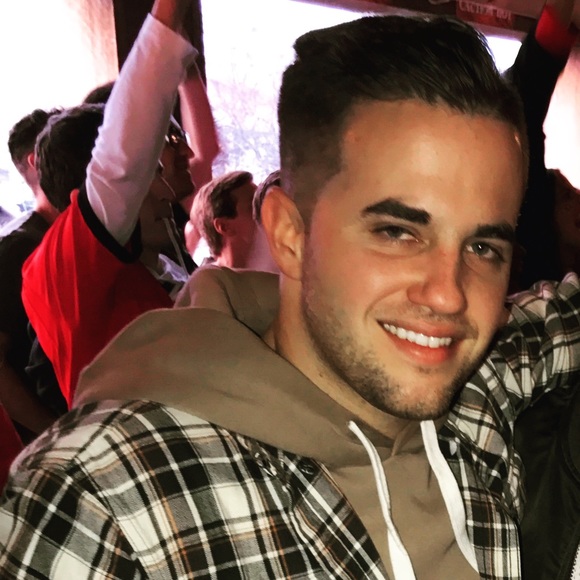 Profile Picture of Connor Galloway (@cbgalloway16) on Poshmark