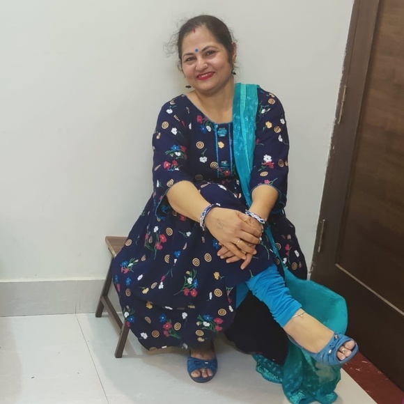 Profile Picture of Manju Soni (@manju_soni) on Poshmark