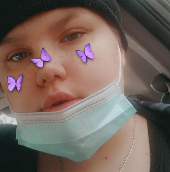 Profile Picture of Rebecca Blevins (@becca2k2) on Poshmark