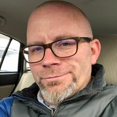 Profile Picture of Brian Denlinger (@DesignGuy73) on Twitter