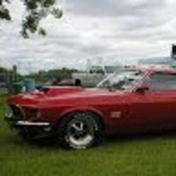 Profile Picture of Jerry Allen (@jerry33229) on Poshmark