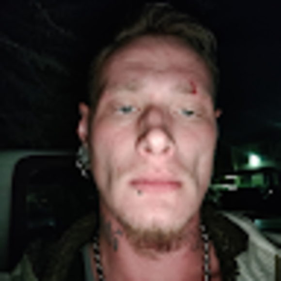 Profile Picture of Matthew Spence (@matthewspenc190) on Poshmark