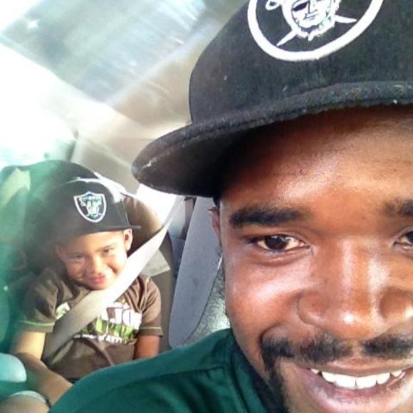 Profile Picture of Larry Key jr. (@papikey2002) on Poshmark