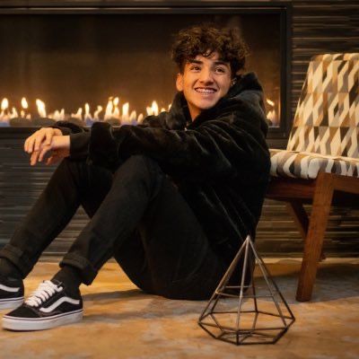 Profile Picture of kevin.salazar :) (@kevin.salazarx) on Tiktok