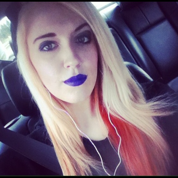 Profile Picture of Geena Tamilia (@geenamariiie) on Poshmark