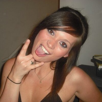 Profile Picture of Courtney Lea Byrne (@CourtneyLByrne) on Twitter