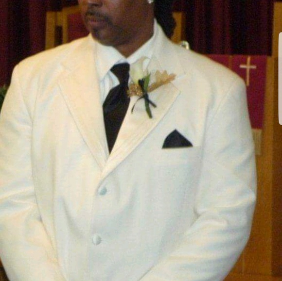 Profile Picture of Jb Moore (@mjbmoorejr) on Poshmark