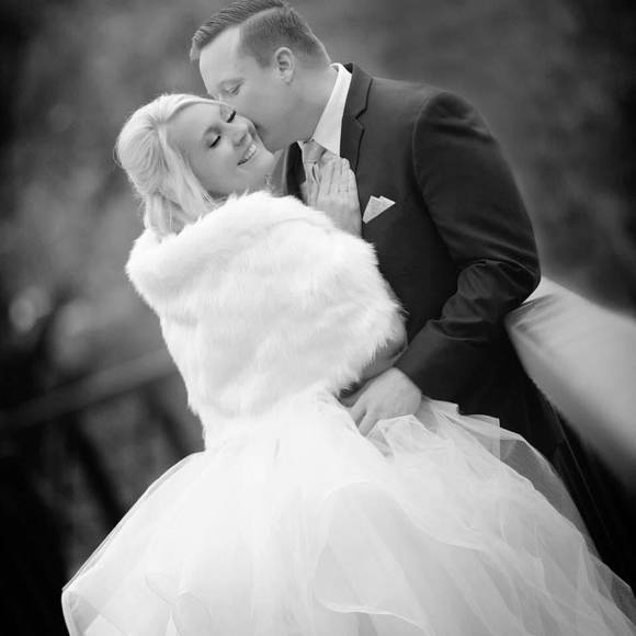 Profile Picture of Beth Wurdeman (@beth1528) on Poshmark