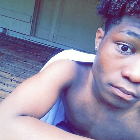Profile Picture of Kyle Knight (@kyle0011) on Poshmark