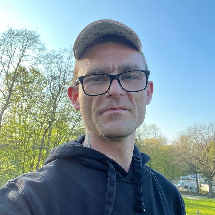 Profile Picture of Peterlipinski (@peterlipinski85) on Tiktok