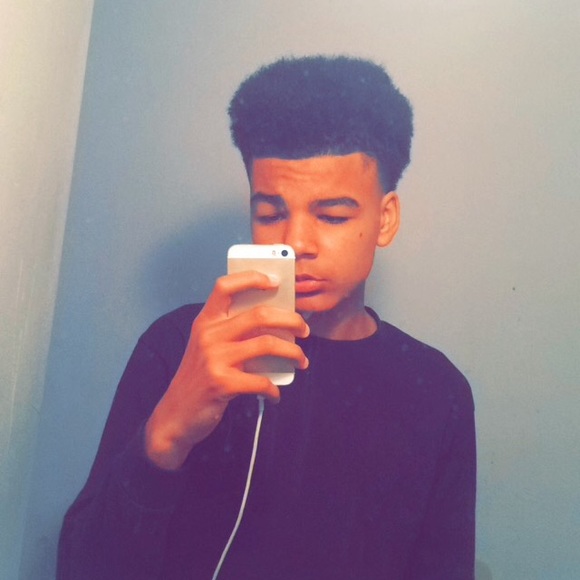Profile Picture of Steven Copeland (@stevenc30) on Poshmark