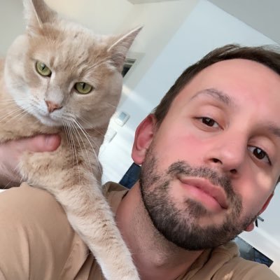 Profile Picture of Edwin Devine (@Edwin_Devine) on Twitter