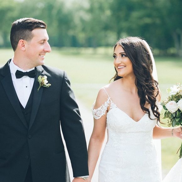 Profile Picture of Ange Corsetto (@angecorsetto) on Poshmark