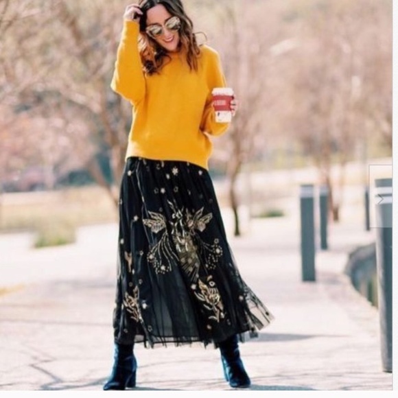 Profile Picture of Savannah Daniels (@savannahme_) on Poshmark