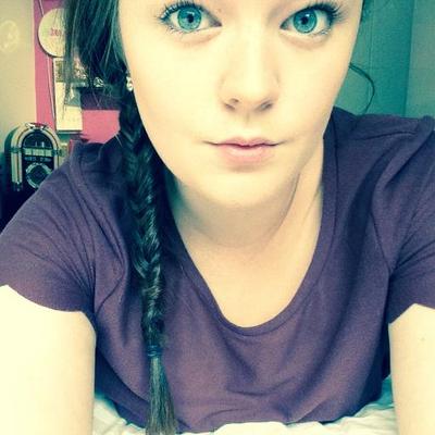 Profile Picture of Clare Hurst (@clareh123) on Twitter