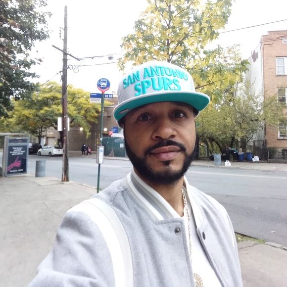 Profile Picture of David Infante (@david135th) on Poshmark