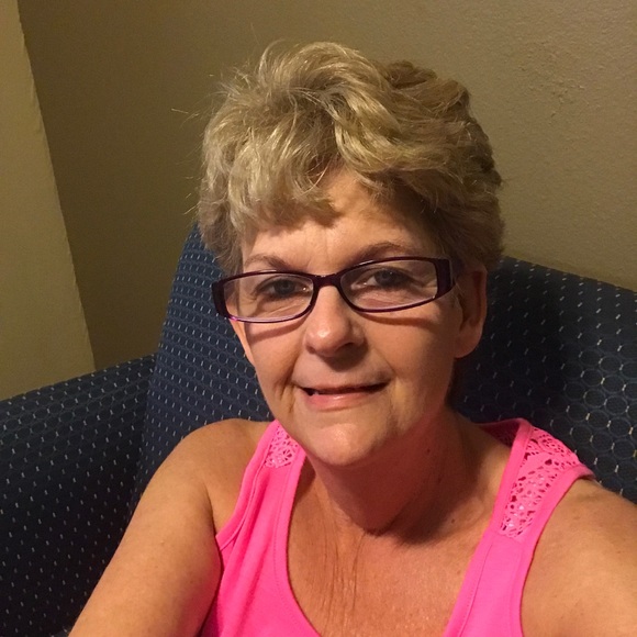 Profile Picture of Phyllis Jordan (@pjordan21) on Poshmark