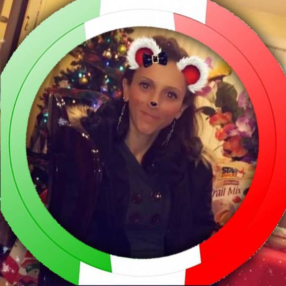Profile Picture of Vita Bedda (@xbellasiciliax) on Poshmark