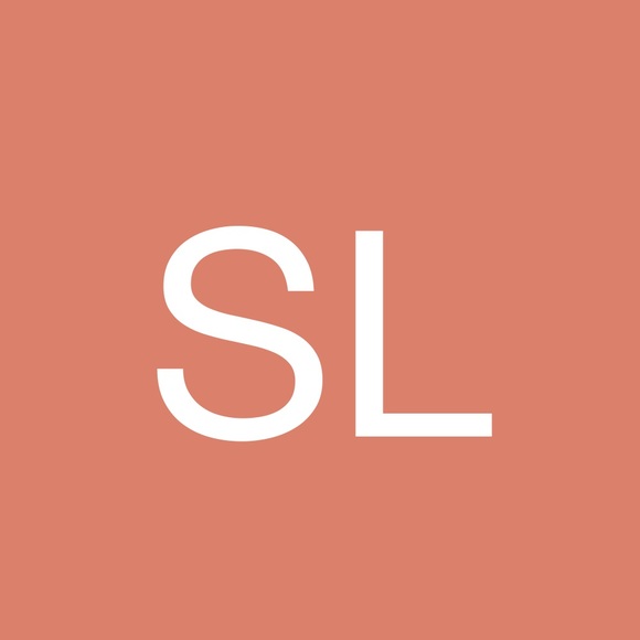 Profile Picture of Shannon Lineberry (@shanberryy) on Poshmark