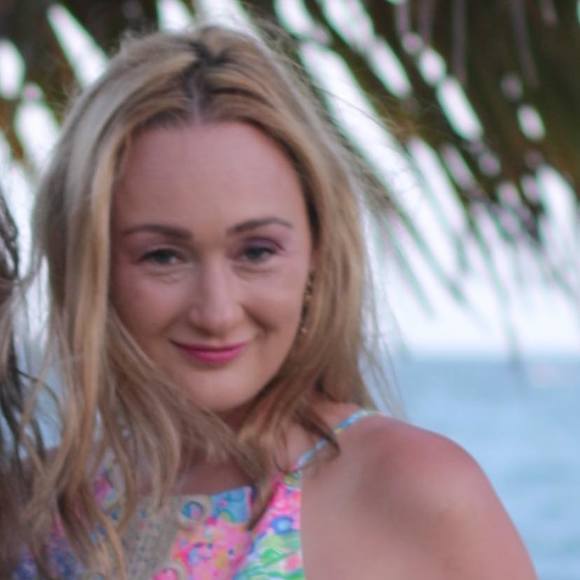 Ivy Ringhoff - Poshmark Profile Picture of Ivy Ringhoff (@ivylringhoff) on Poshmark