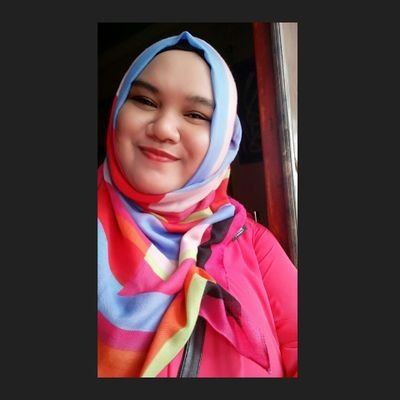 Profile Picture of Ina Isfarina (@Isfarina) on Twitter