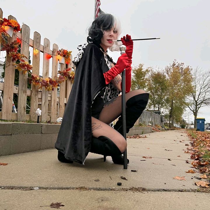 Profile Picture of AshLand (@ashland2021) on Tiktok