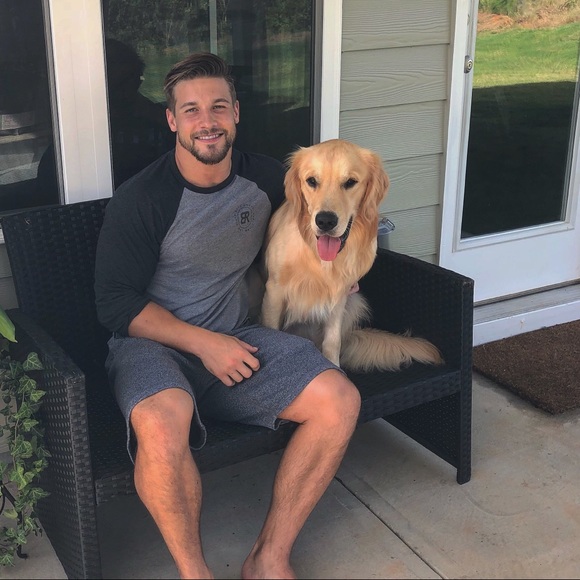 Profile Picture of Mitch Wagner (@mitchwagz) on Poshmark