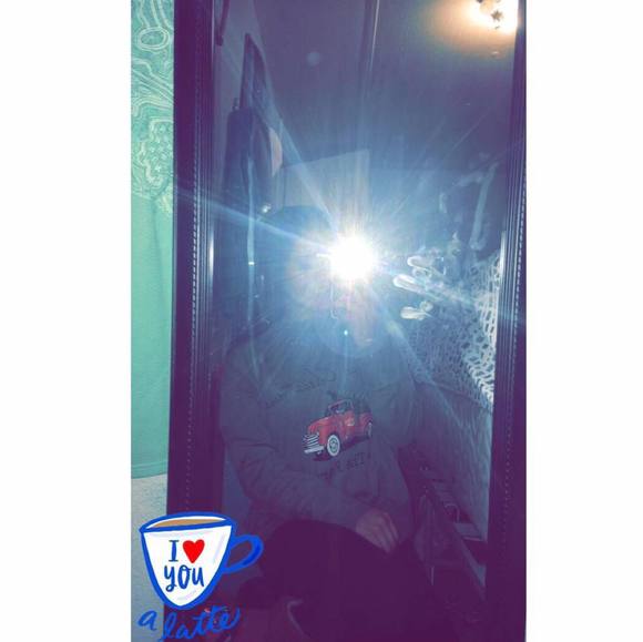 Profile Picture of Yazmin Carrillo (@yazmincarril237) on Poshmark