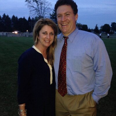 Profile Picture of Sharon Van Der Walde (@sharvanderwalde) on Twitter