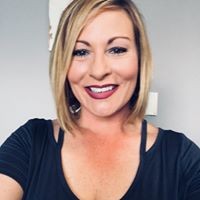 Profile Picture of Lisa Applegate (@lisa-applegate-9) on Quora