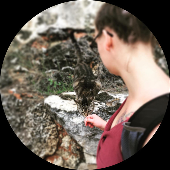 Profile Picture of Anna Sutterisch (@arisch) on Poshmark