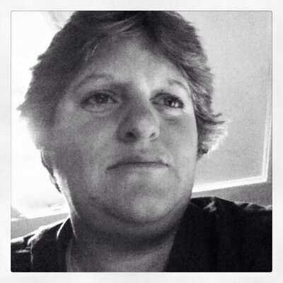 Profile Picture of Linda Wilkinson (@loop0171) on Twitter