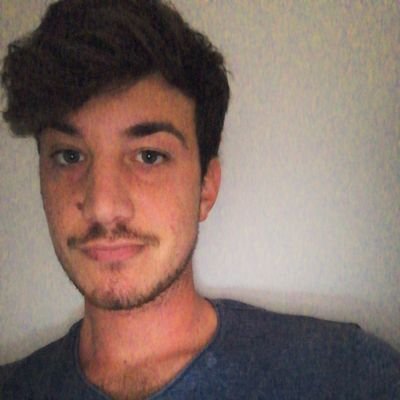 Profile Picture of It Wasn't Me (@AnthonyLovesRih) on Twitter