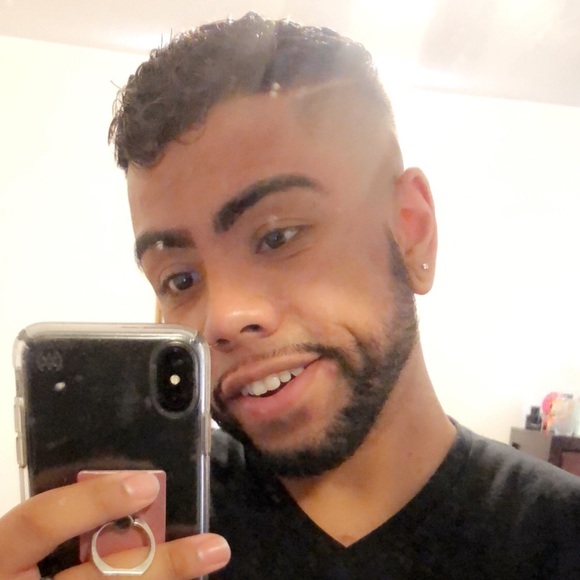 Profile Picture of Nicholas Ramos (@ramosnicholas) on Poshmark