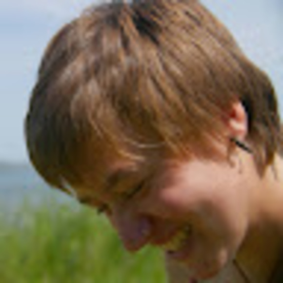 Fiona Spiegler - Poshmark Profile Picture of Fiona Spiegler (@fionaspiegler) on Poshmark