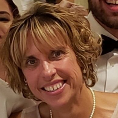 Profile Picture of Liz Wochele (@LizWochele3) on Twitter