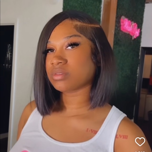 Profile Picture of Brianna Ashley (@briannafab) on Poshmark