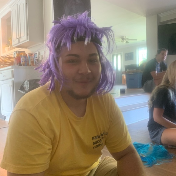 Daniel Christmas - Poshmark Profile Picture of Daniel Christmas (@coltmaster) on Poshmark