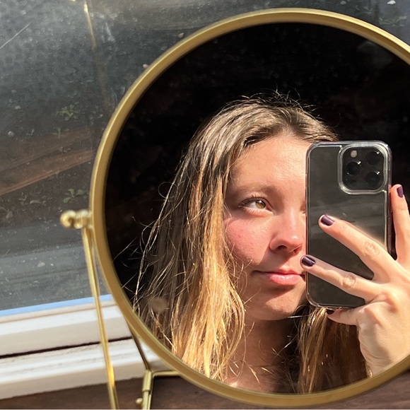 Erica Mcgranahan - Poshmark Profile Picture of Erica Mcgranahan (@enscofield) on Poshmark